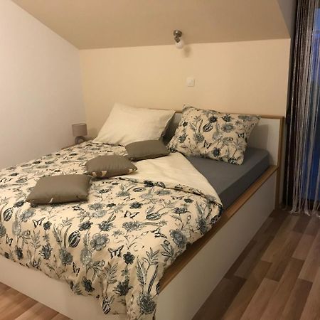 Apartman Mig Solin Exterior foto