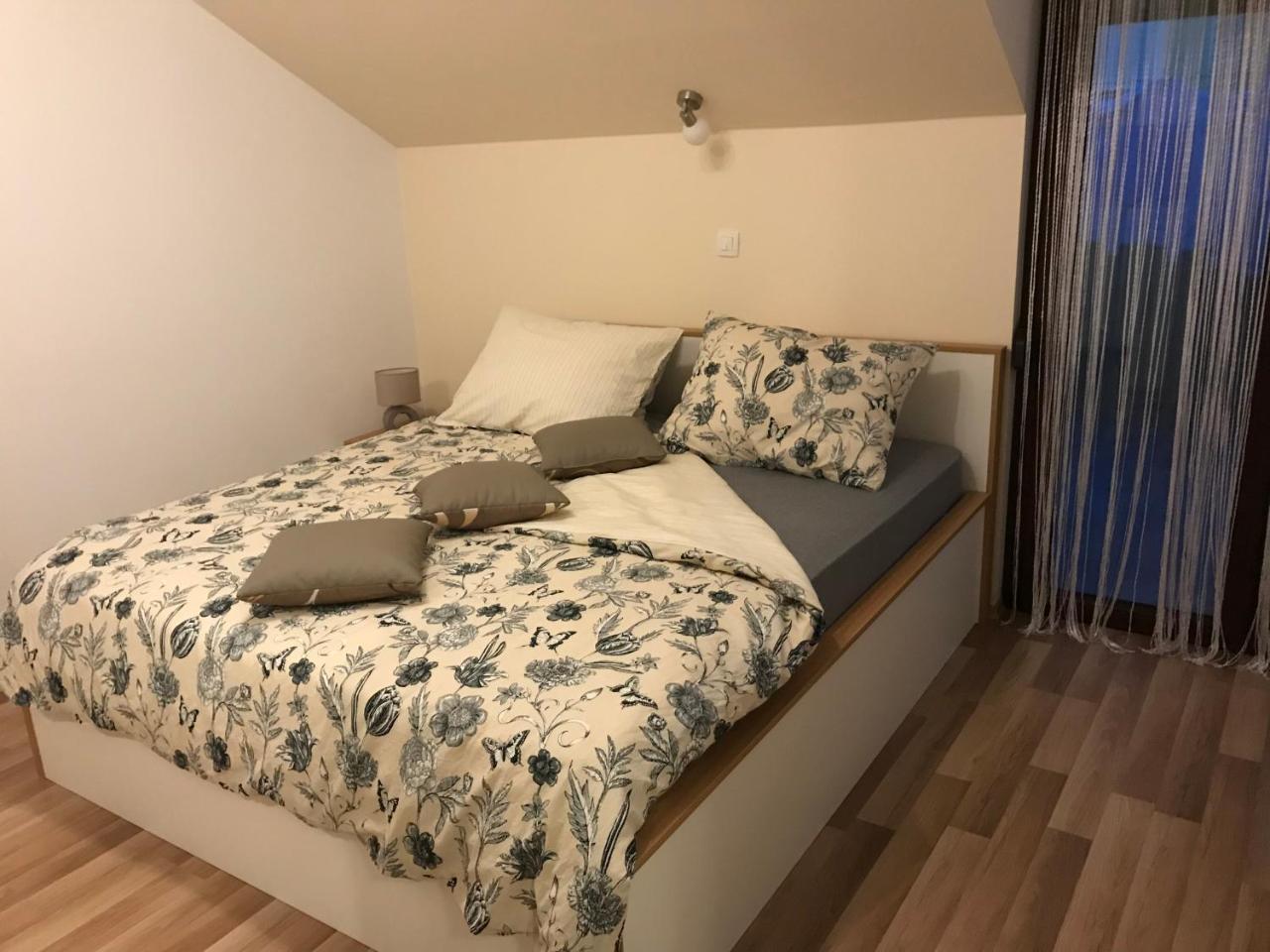 Apartman Mig Solin Exterior foto