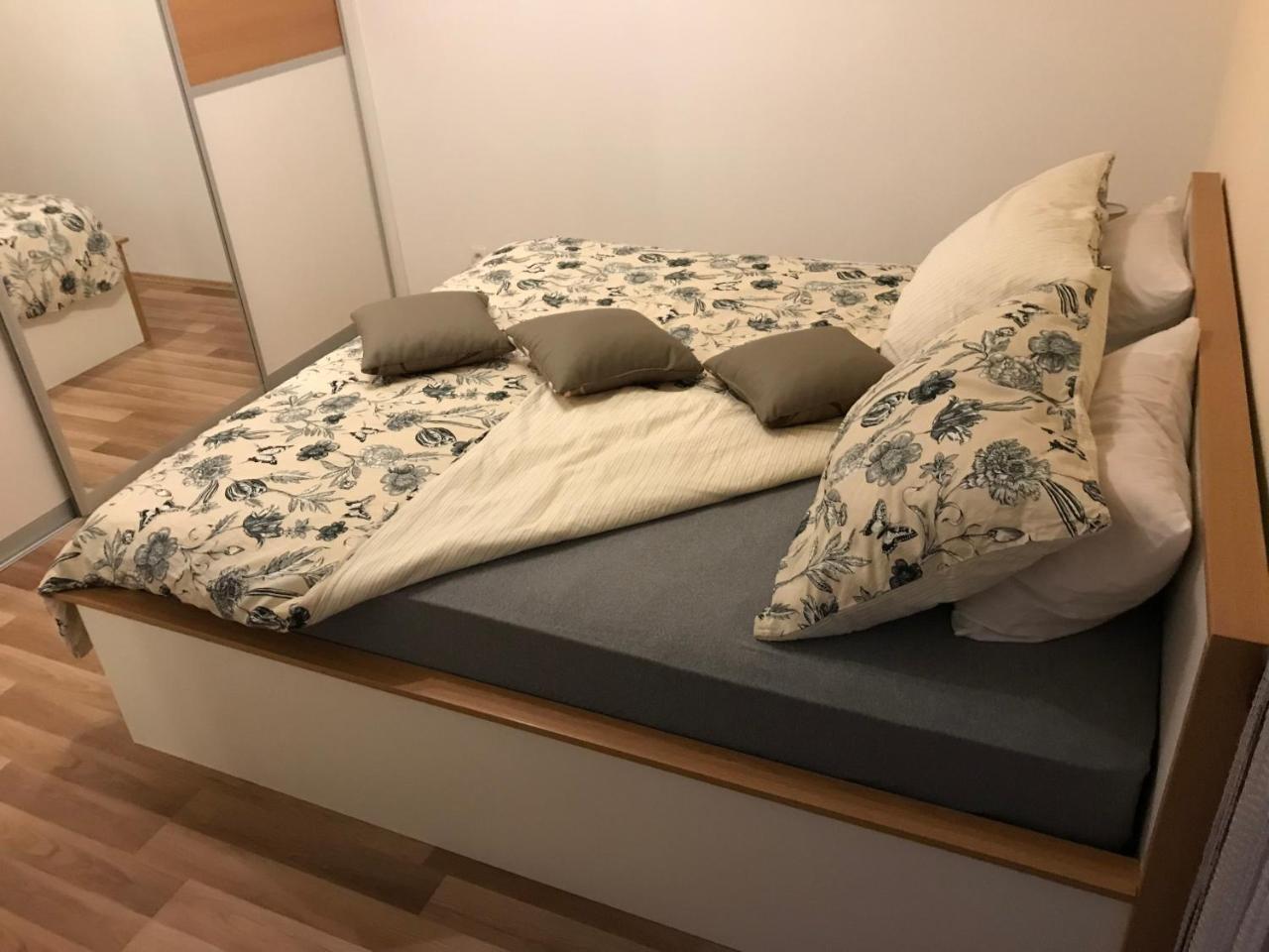 Apartman Mig Solin Exterior foto